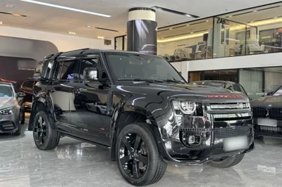Land Rover Defender 2024, 16000 км, за 146647 USD