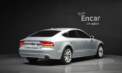Audi A7 2013, 127555 км, за 4463.7 USD