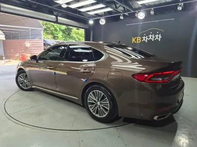 Hyundai Grandeur 2018, 89401 км, за 9446.26 USD