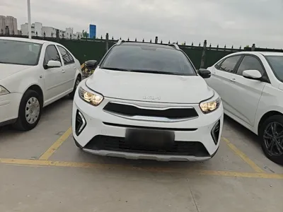 Kia kx1 Stonic 2021, 25800 км, за 11543 USD