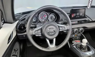Mazda MX-5 Miata 2021, 20640 км, за 19640.03 USD - фото 12