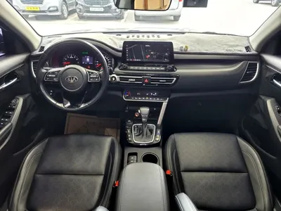 Kia Seltos 2020, 81740 км, за 12283.23 USD - фото 20