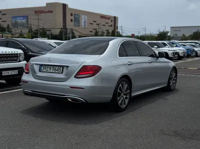 Mercedes-Benz E-Class 2017, 102691 км, за 11487.46 USD