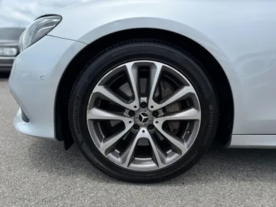 Mercedes-Benz E-Class 2017, 102691 км, за 11487.46 USD