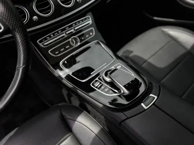 Mercedes-Benz E-Class 2017, 102691 км, за 11487.46 USD - фото 9