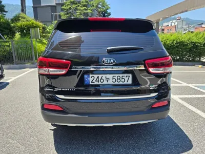 Kia Sorento 2016, 96146 км, за 9751.02 USD