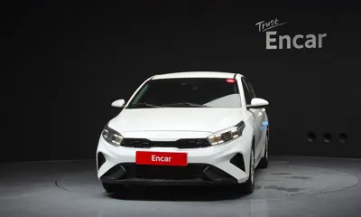 Kia K3 2022, 60399 км, за 10371.54 USD