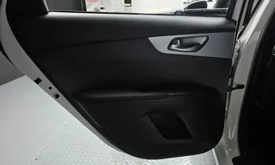 Kia K3 2022, 60399 км, за 10371.54 USD - фото 25