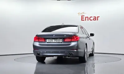 BMW 5-Series 2019, 65104 км, за 14637.02 USD