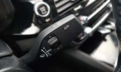 BMW 5-Series 2019, 65104 км, за 14637.02 USD - фото 19