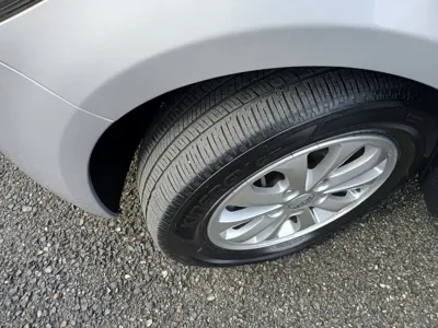 Kia K3 2015, 104106 км, за 3733.07 USD
