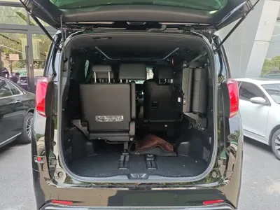 Toyota Alphard 2021, 40000 км, за 82338 USD - фото 6