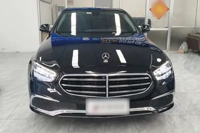 Mercedes-Benz E-Class 2023, 31600 км, за 47326 USD