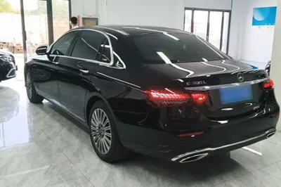 Mercedes-Benz E-Class 2023, 31600 км, за 47326 USD