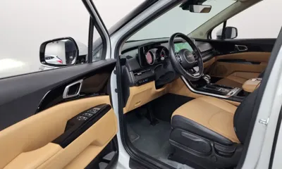 Kia Canival 2023, 49585 км, за 15622.95 USD - фото 10