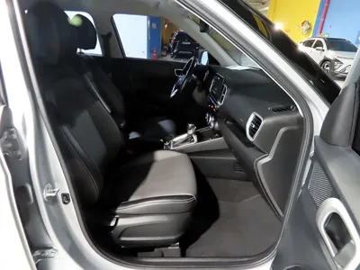 Hyundai Venue 2020, 80808 км, за 8131.68 USD - фото 12