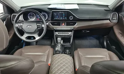 Hyundai Grandeur 2018, 104389 км, за 9246.59 USD - фото 7