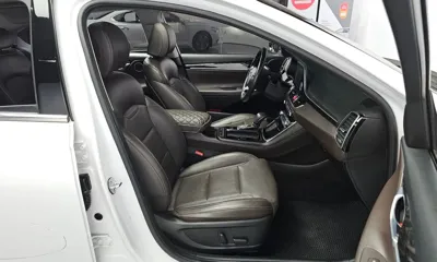Hyundai Grandeur 2018, 104389 км, за 9246.59 USD - фото 10