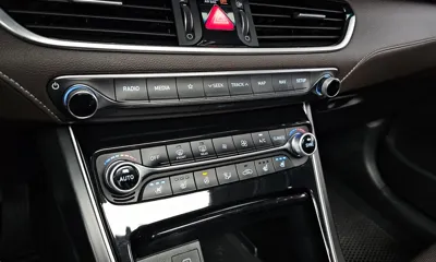 Hyundai Grandeur 2018, 104389 км, за 9246.59 USD - фото 28