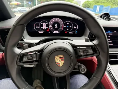 Porsche Panamera 2024, 14000 км, за 120526.19 USD