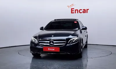 Mercedes-Benz E-Class 2017, 93650 км, за 13112.57 USD