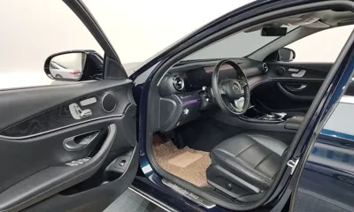 Mercedes-Benz E-Class 2017, 93650 км, за 13112.57 USD - фото 10