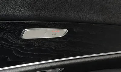Mercedes-Benz E-Class 2017, 93650 км, за 13112.57 USD - фото 19