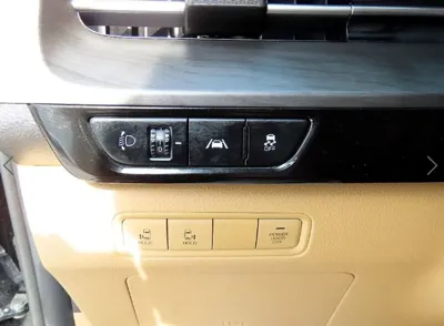Kia Canival 2023, 62695 км, за 14325.74 USD - фото 13