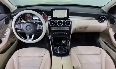 Mercedes-Benz C-Class 2016, 82904 км, за 10510.32 USD - фото 7