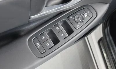 Hyundai Sonata 2020, 117319 км, за 8775.92 USD - фото 12