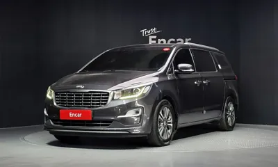 Kia Canival · 2019 год