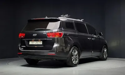 Kia Canival 2019, 114458 км, за 8467.9 USD