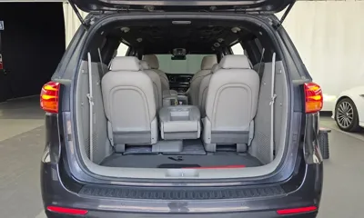 Kia Canival 2019, 114458 км, за 8403.91 USD - фото 20