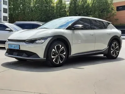 Kia EV6 · 2023 год