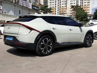 Kia EV6 2023, 87326 км, за 8443 USD