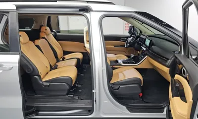 Kia Canival 2023, 59271 км, за 17079.46 USD - фото 11