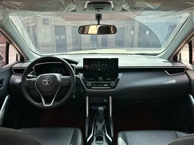 Toyota Frontlander 2025, 20000 км, за 12236.28 USD