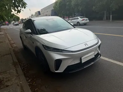 Roewe Feifan R7 2023, 23000 км, за 9140.7 USD