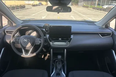 Toyota Frontlander 2023, 62300 км, за 13193 USD