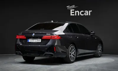 BMW 5-Series 2024, 20722 км, за 37127.06 USD