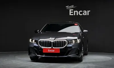 BMW 5-Series 2024, 20722 км, за 37127.06 USD
