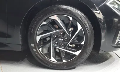Kia K5 2024, 14768 км, за 18314.3 USD - фото 21