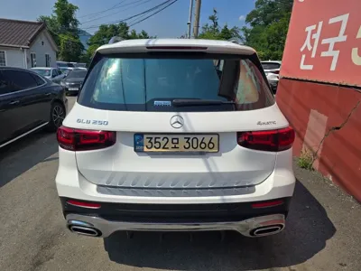 Mercedes-Benz GLB-Class 2021, 73458 км, за 19364.58 USD