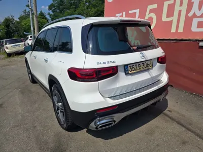 Mercedes-Benz GLB-Class 2021, 73458 км, за 19364.58 USD - фото 6