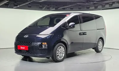 Hyundai Staria · 2025 год