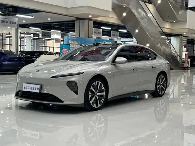Nio ET7 · 2022 год