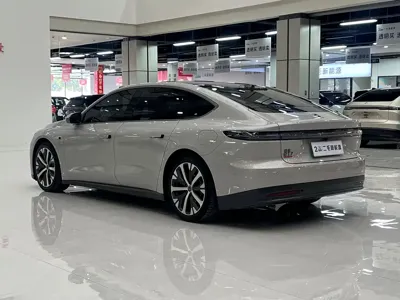 Nio ET7 2022, 88000 км, за 18878.39 USD