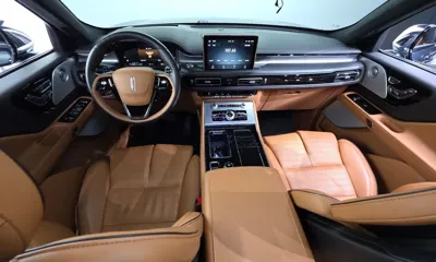 Lincoln Aviator 2022, 16751 км, за 37547.59 USD - фото 7