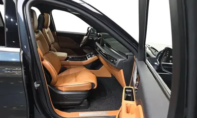 Lincoln Aviator 2022, 16751 км, за 37547.59 USD - фото 11