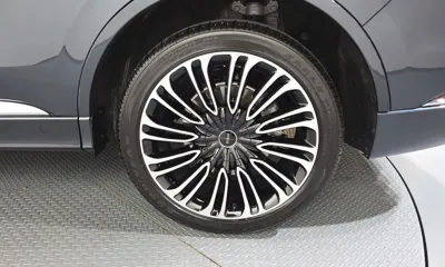 Lincoln Aviator 2022, 16751 км, за 37547.59 USD - фото 21